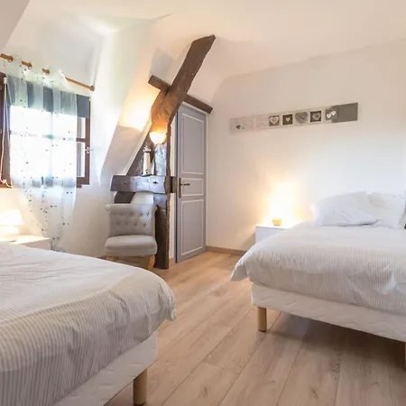 Chaumiere Typique En Briere Avec Cheminee, Wifi, Et Terrasse - Ideal Familles - Fr-1-306-1131 بيت للعطل *