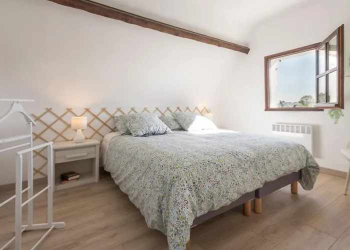 Chaumiere Typique En Briere Avec Cheminee, Wifi, Et Terrasse - Ideal Familles - Fr-1-306-1131 Semesterbostad *