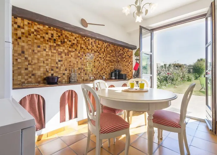 Chaumiere Typique En Briere Avec Cheminee, Wifi, Et Terrasse - Ideal Familles - Fr-1-306-1131 Semesterbostad