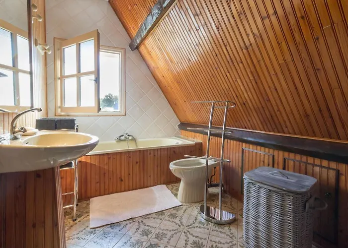 Semesterbostad Chaumiere Typique En Briere Avec Cheminee, Wifi, Et Terrasse - Ideal Familles - Fr-1-306-1131